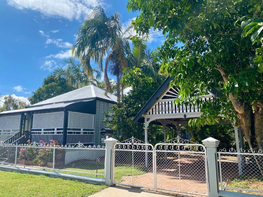 Apartmán Tropical Oasis On Perkins Street Townsville Exteriér fotografie